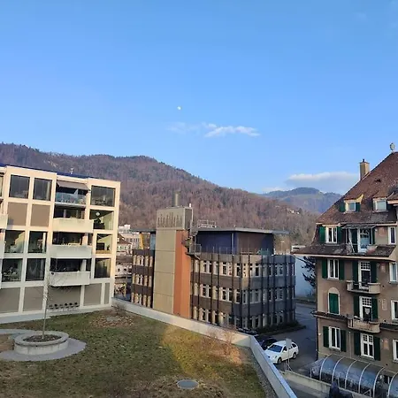 公寓 2 Min Vom Bahnhof, Stadt Nah, Modern, Bequem, 图恩