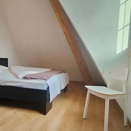 2 Min Vom Bahnhof, Stadt Nah, Modern, Bequem, 公寓 图恩